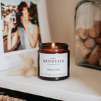 Bougie parfumée Oranger Geodesis en verre ambré – univers Vianomade